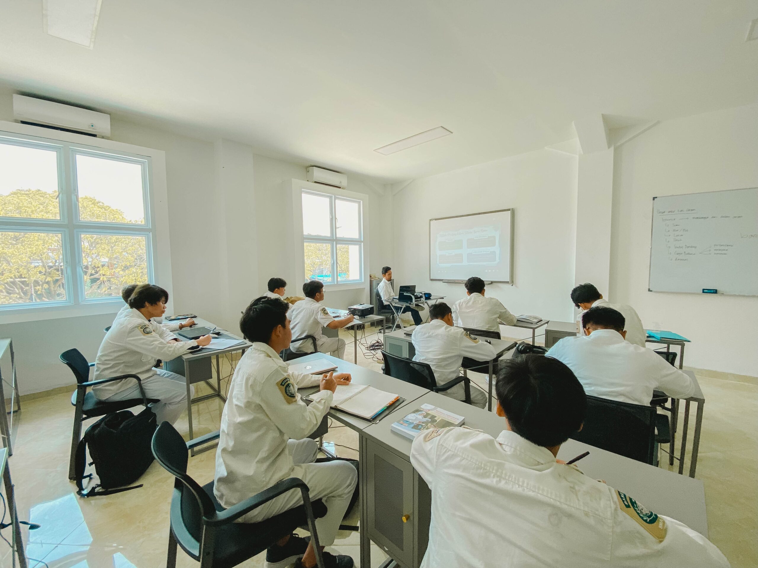 Tips Belajar Efektif untuk Anak SMP dan SMA Agar Berprestasi