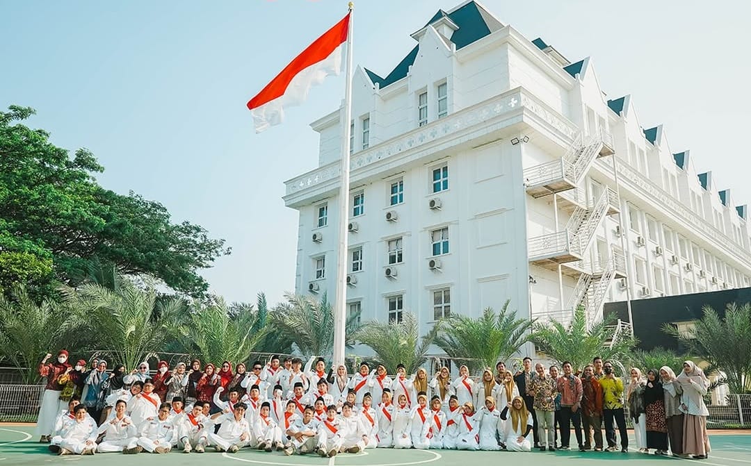 Dirgahayu Indonesia ke-80 Menyongsong Dunia dengan Generasi Unggul